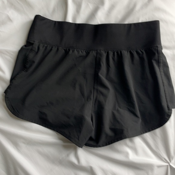 PINK athletic shorts - Picture 2 of 3